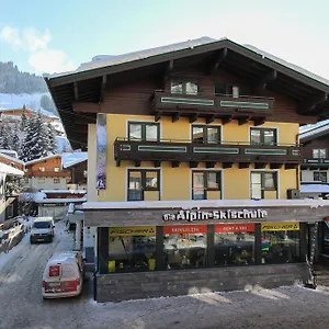 Bed & Breakfast Heli's Saalbach-Hinterglemm